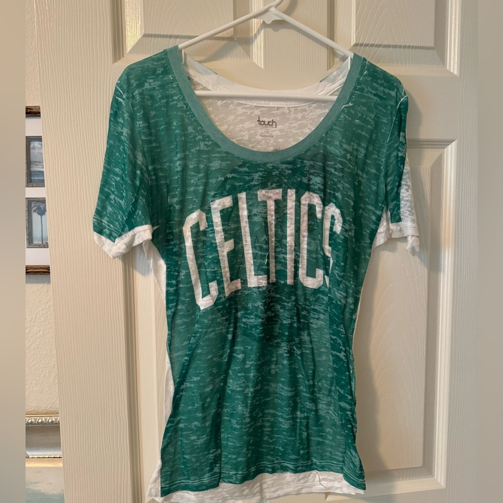 Boston Celtics Ladies Tee-sz Lg-never worn